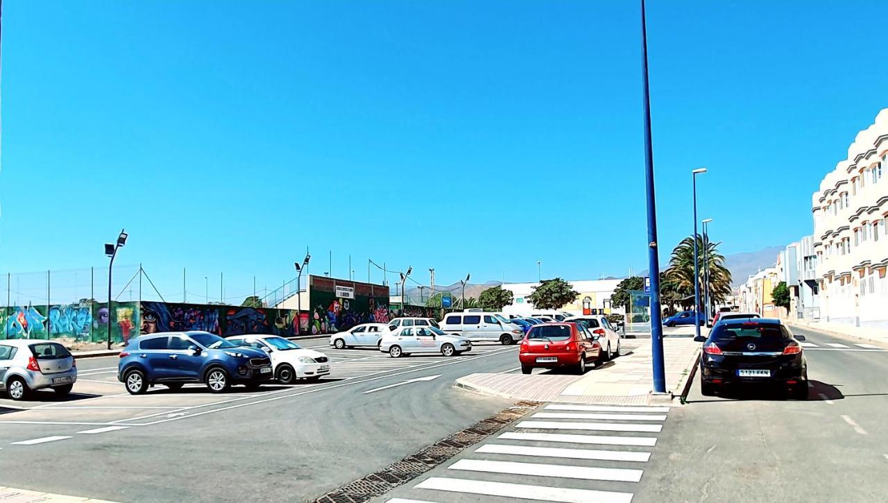 "The Red Crab Studio" By Bbhome At Gran Canaria Airport - Wifi 300 Mbps El Burrero Exterior foto
